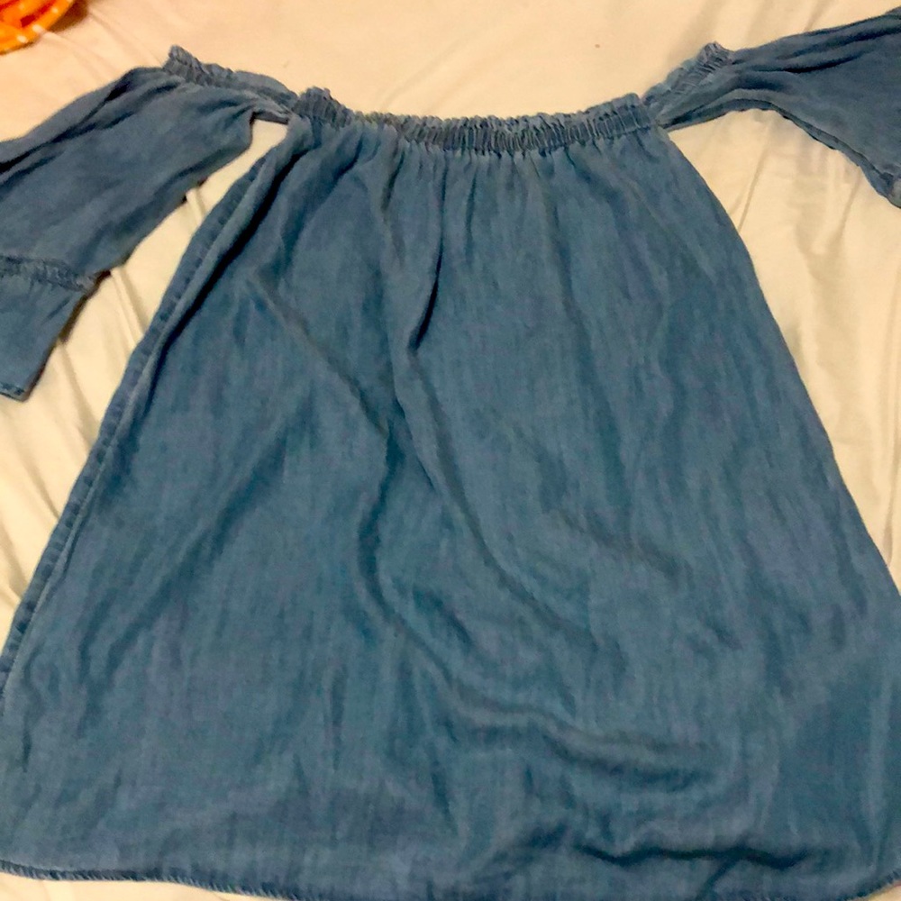 Brand new off the shoulder American Eagle dress!!!!